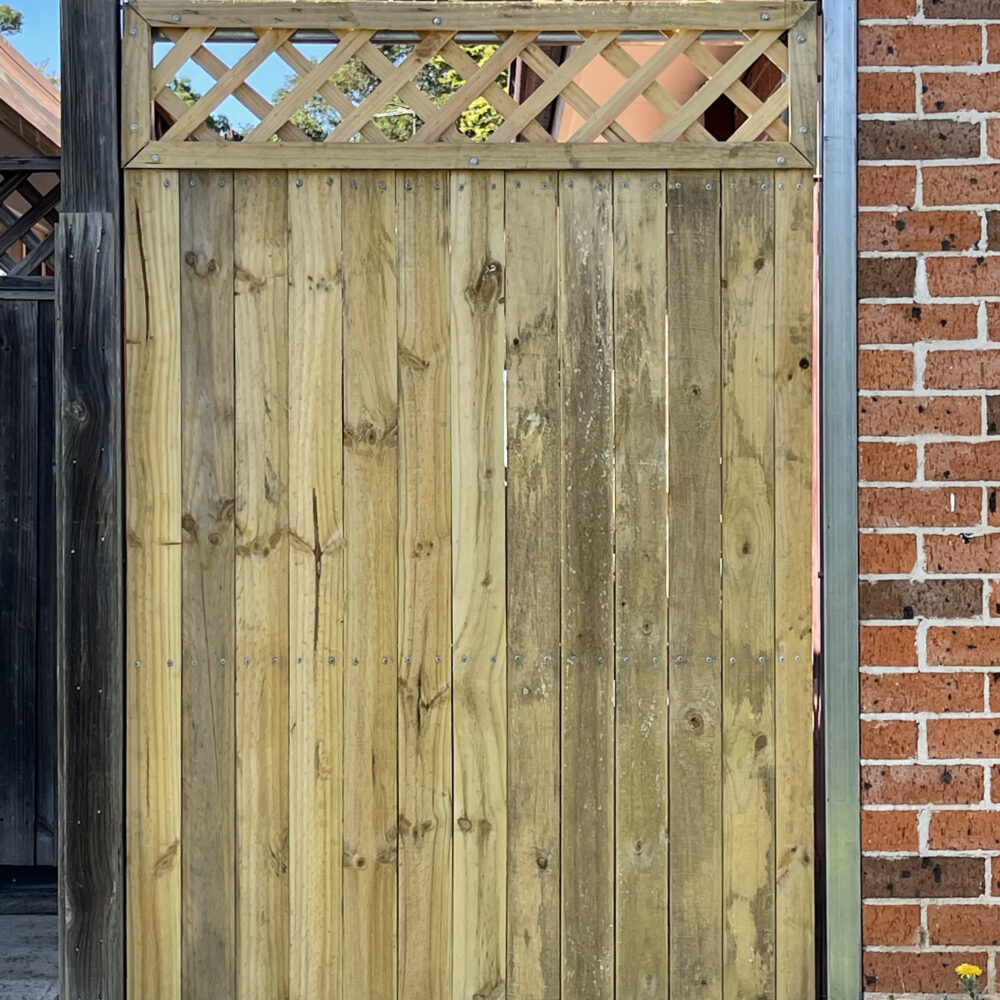 IBuild Outdoors | Gates